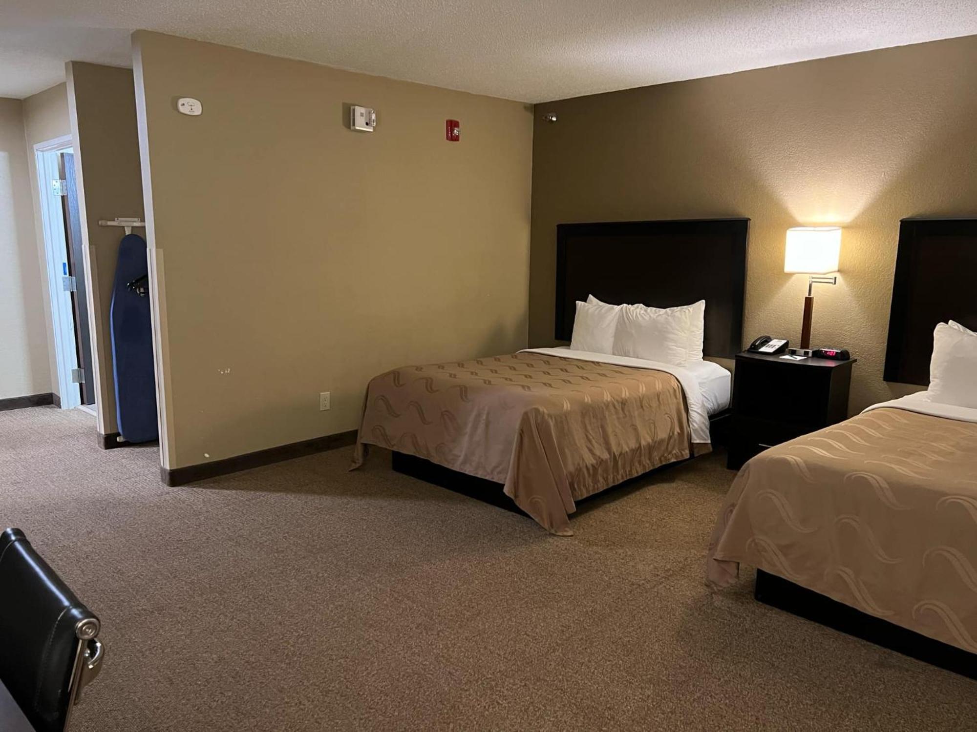 Quality Inn Harlan Экстерьер фото