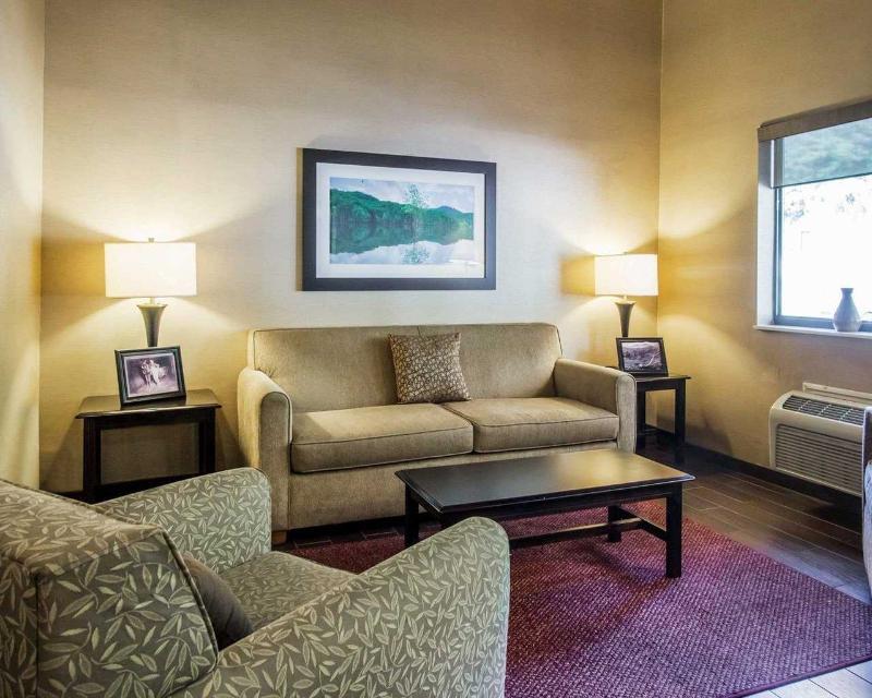 Quality Inn Harlan Экстерьер фото
