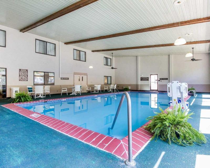 Quality Inn Harlan Экстерьер фото